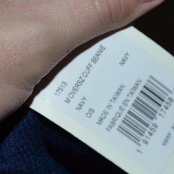 NWT UGG Men's Oversized Cuff Beanie Navy Blue Wool Blend Winter Hat - Picture 3 of 5